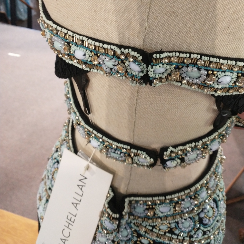 Two piece dress - Picture 3 of 9